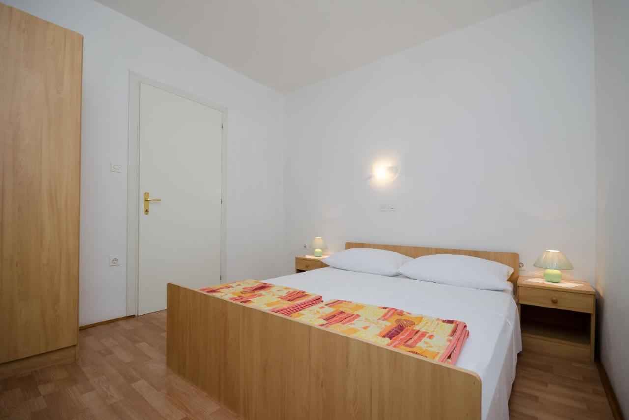 Apartments Ruza-Rajska Beach โลปาร์ ภายนอก รูปภาพ