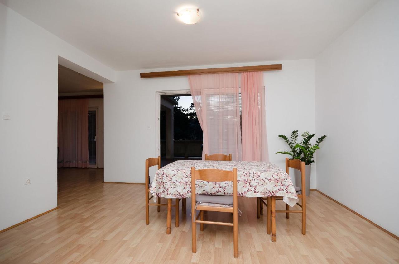 Apartments Ruza-Rajska Beach โลปาร์ ภายนอก รูปภาพ